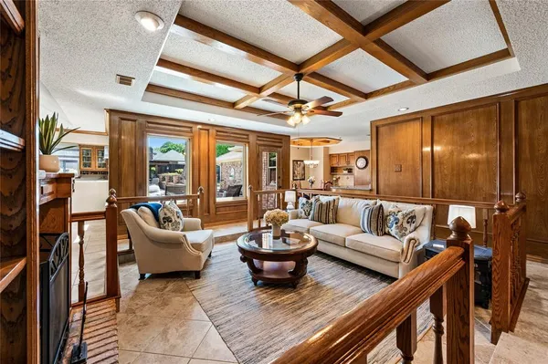 $549,900 | 517 Highland Park Drive, Hurst, TX 76054