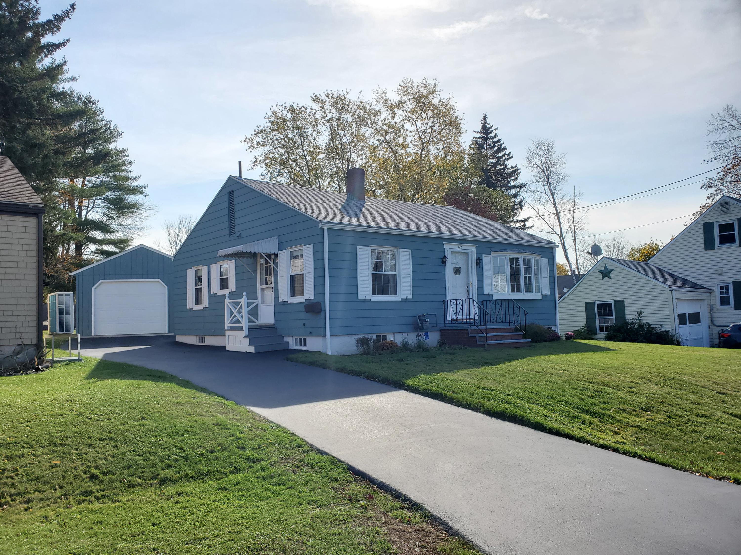 142 Colonial Road Portland, ME 04102 - Photo 1 of 19 20201025_113222