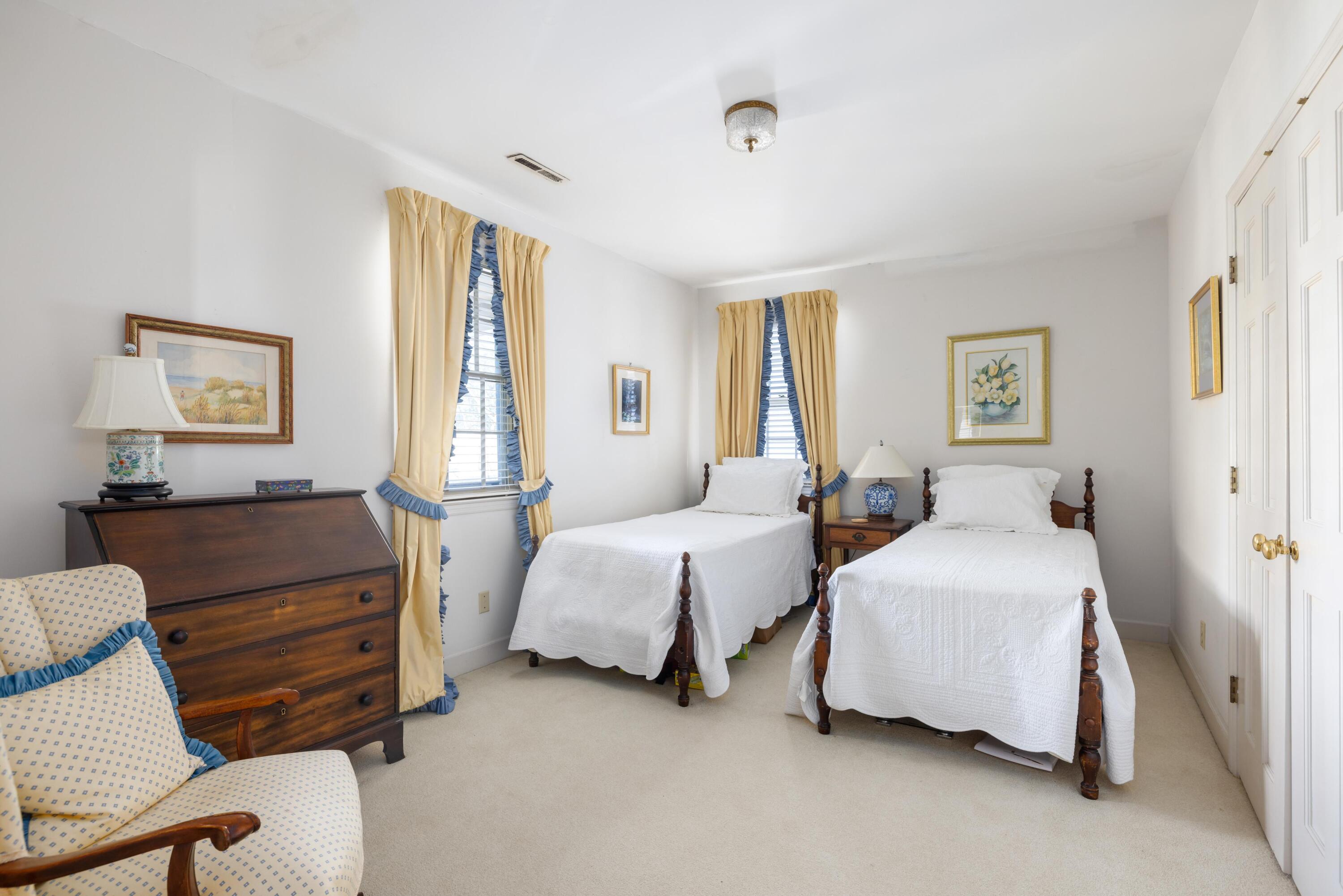 102 Murray Boulevard Charleston, SC 29401 - Photo 25 of 50 25