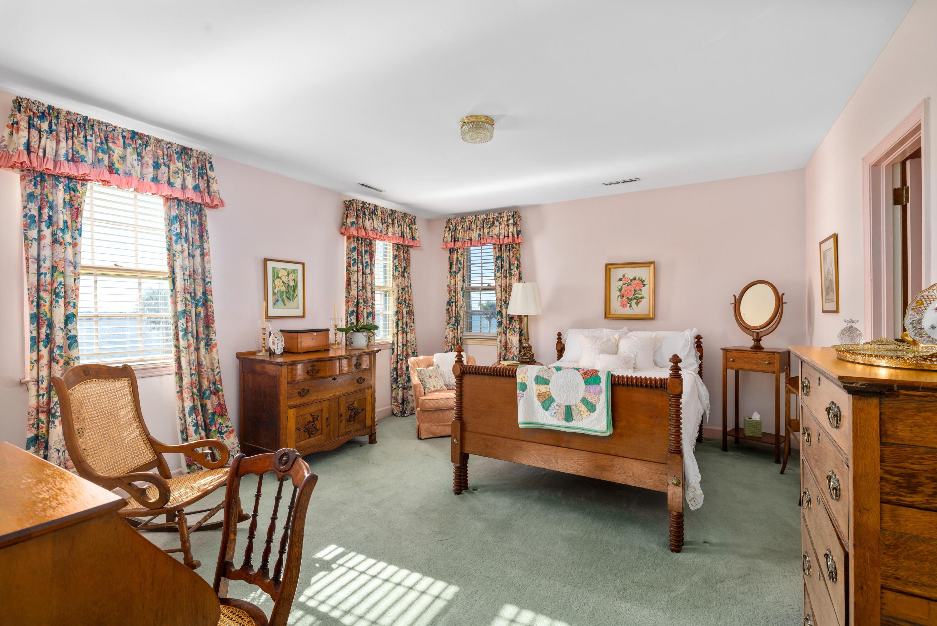 102 Murray Boulevard Charleston, SC 29401 - Photo 26 of 50 26