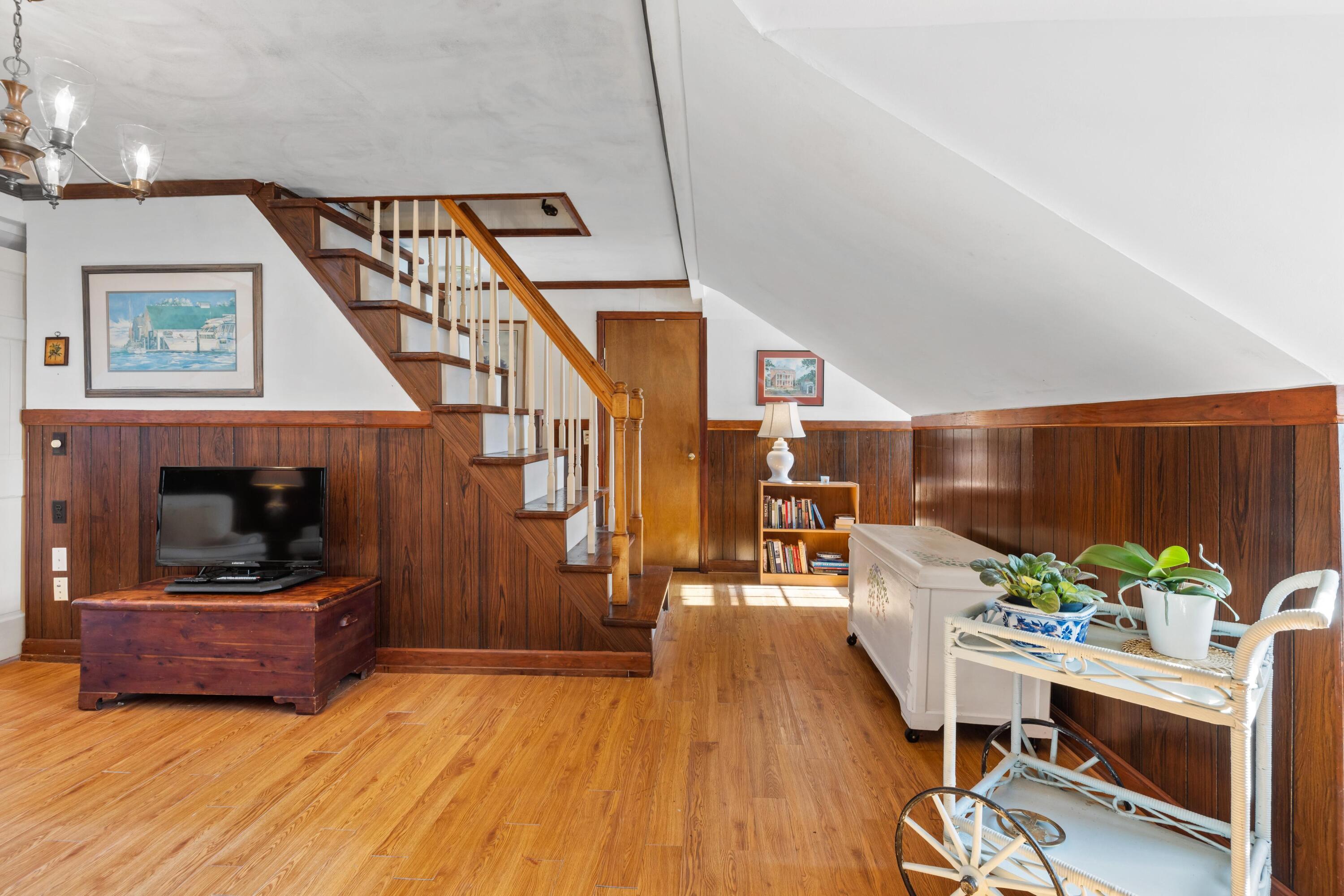 102 Murray Boulevard Charleston, SC 29401 - Photo 33 of 50 33