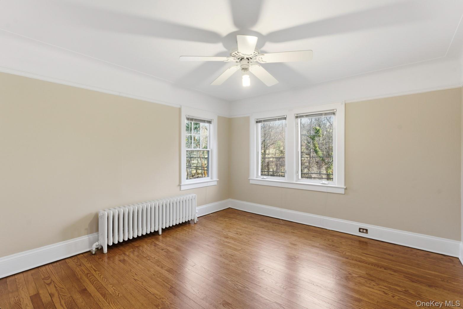 79 Red Ground Road Roslyn Heights, NY 11577 - Photo 15 of 28