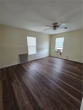 $1,050 | 12137 County Road 1232, Sinton, TX 78387
