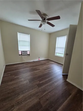$1,050 | 12137 County Road 1232, Sinton, TX 78387