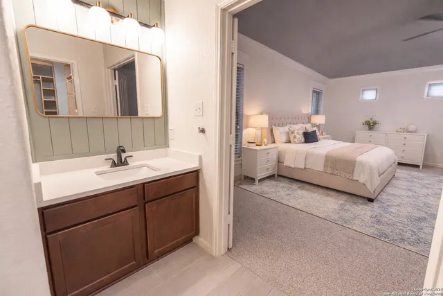 $2,500 | 2203 Muuga Manor, San Antonio, TX 78251