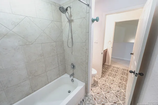 $2,500 | 2203 Muuga Manor, San Antonio, TX 78251