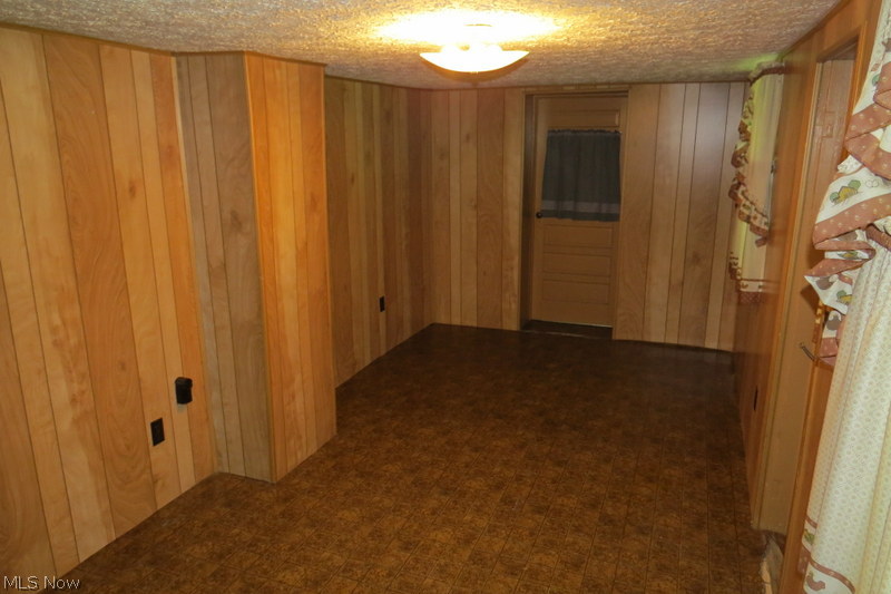 2953 Hayne Road Akron, OH 44312 - Photo 17 of 24 Gallery Image 17