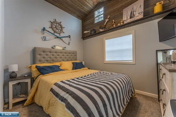 $399,900 | 8335 Boulder Ridge Road, Cook, MN 55723