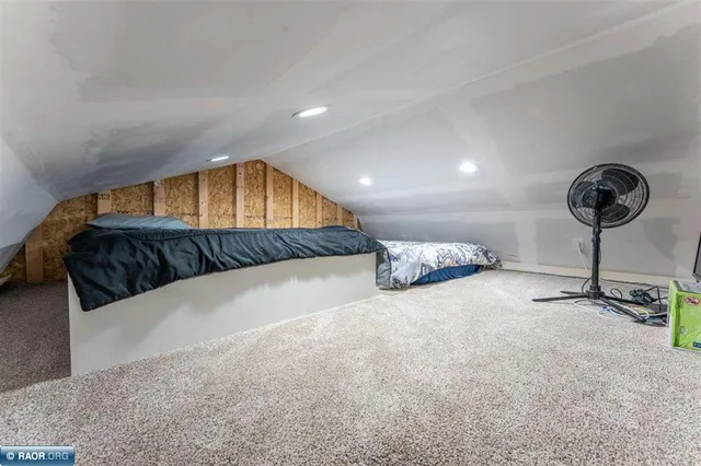 $399,900 | 8335 Boulder Ridge Road, Cook, MN 55723