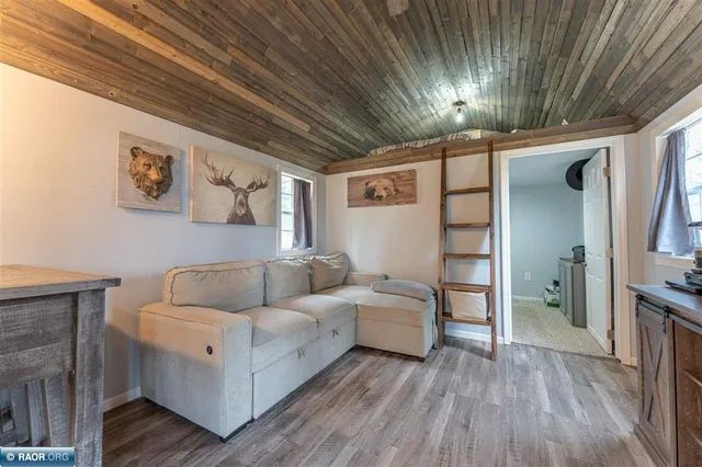 $399,900 | 8335 Boulder Ridge Road, Cook, MN 55723