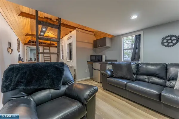 $399,900 | 8335 Boulder Ridge Road, Cook, MN 55723