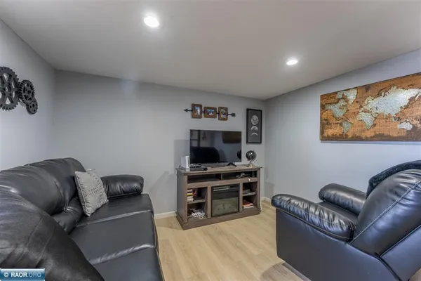 $399,900 | 8335 Boulder Ridge Road, Cook, MN 55723