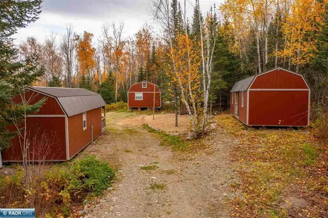 $399,900 | 8335 Boulder Ridge Road, Cook, MN 55723