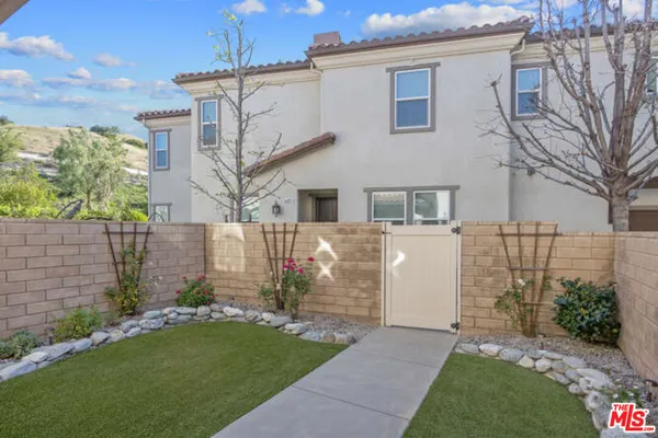 $725,000 | 2464 Blossom Ridge Court, Unit 2, Simi Valley, CA 93063