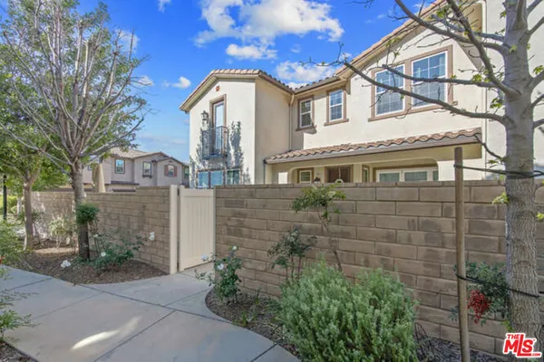 $725,000 | 2464 Blossom Ridge Court, Unit 2, Simi Valley, CA 93063