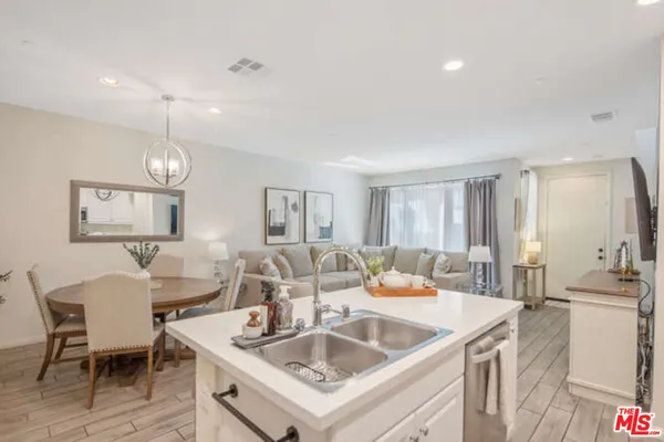 $725,000 | 2464 Blossom Ridge Court, Unit 2, Simi Valley, CA 93063
