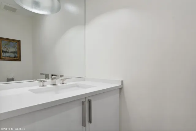 $3,930,000 | 808 Prairie Road, Glencoe, IL 60022