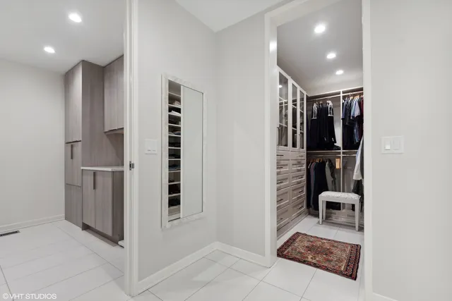 $3,930,000 | 808 Prairie Road, Glencoe, IL 60022