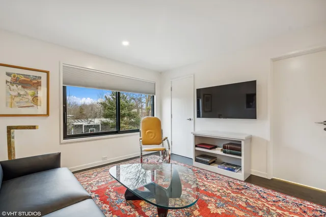 $3,930,000 | 808 Prairie Road, Glencoe, IL 60022