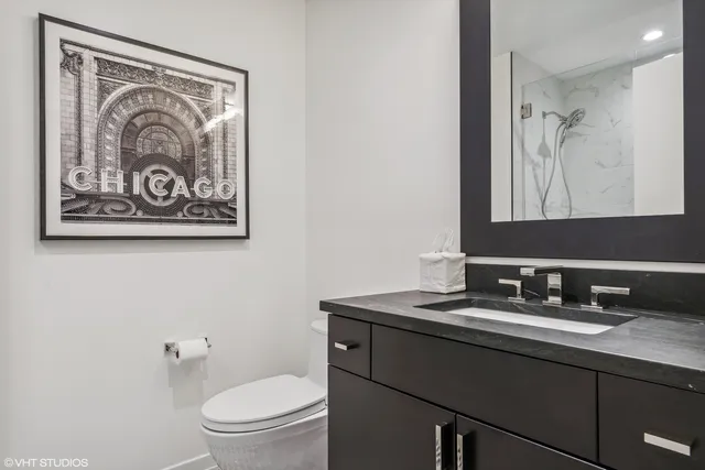 $3,930,000 | 808 Prairie Road, Glencoe, IL 60022