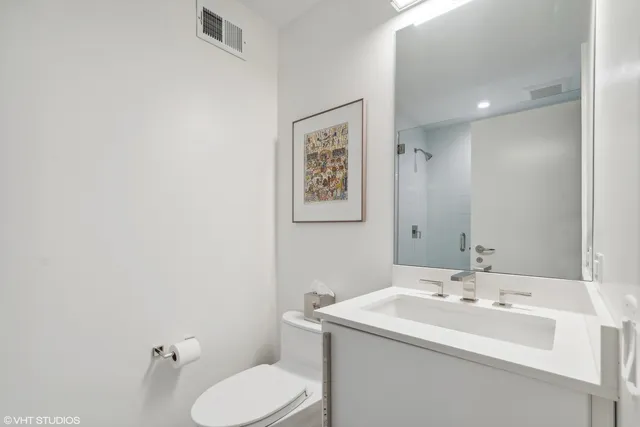 $3,930,000 | 808 Prairie Road, Glencoe, IL 60022