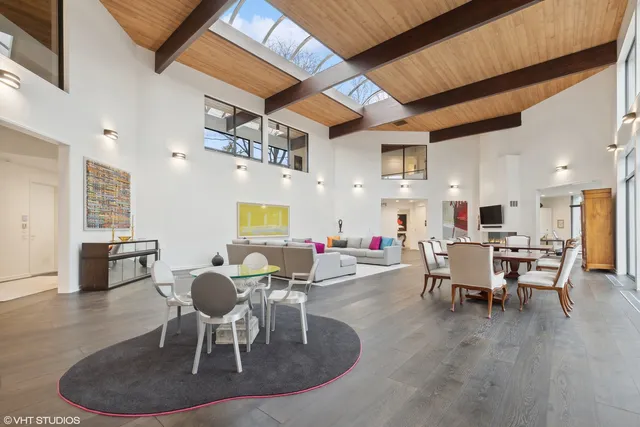 $3,930,000 | 808 Prairie Road, Glencoe, IL 60022