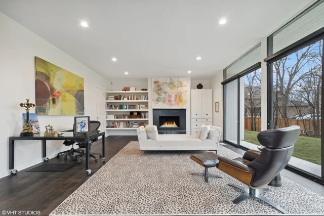 $3,930,000 | 808 Prairie Road, Glencoe, IL 60022