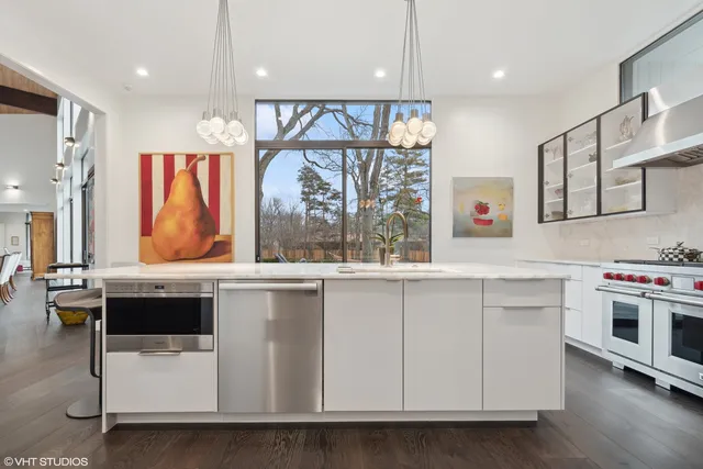 $3,930,000 | 808 Prairie Road, Glencoe, IL 60022