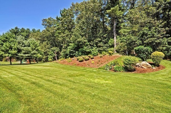 5 Franklin Springs Road Franklin, MA 02038 - Photo 27 of 30 Gallery Image 27