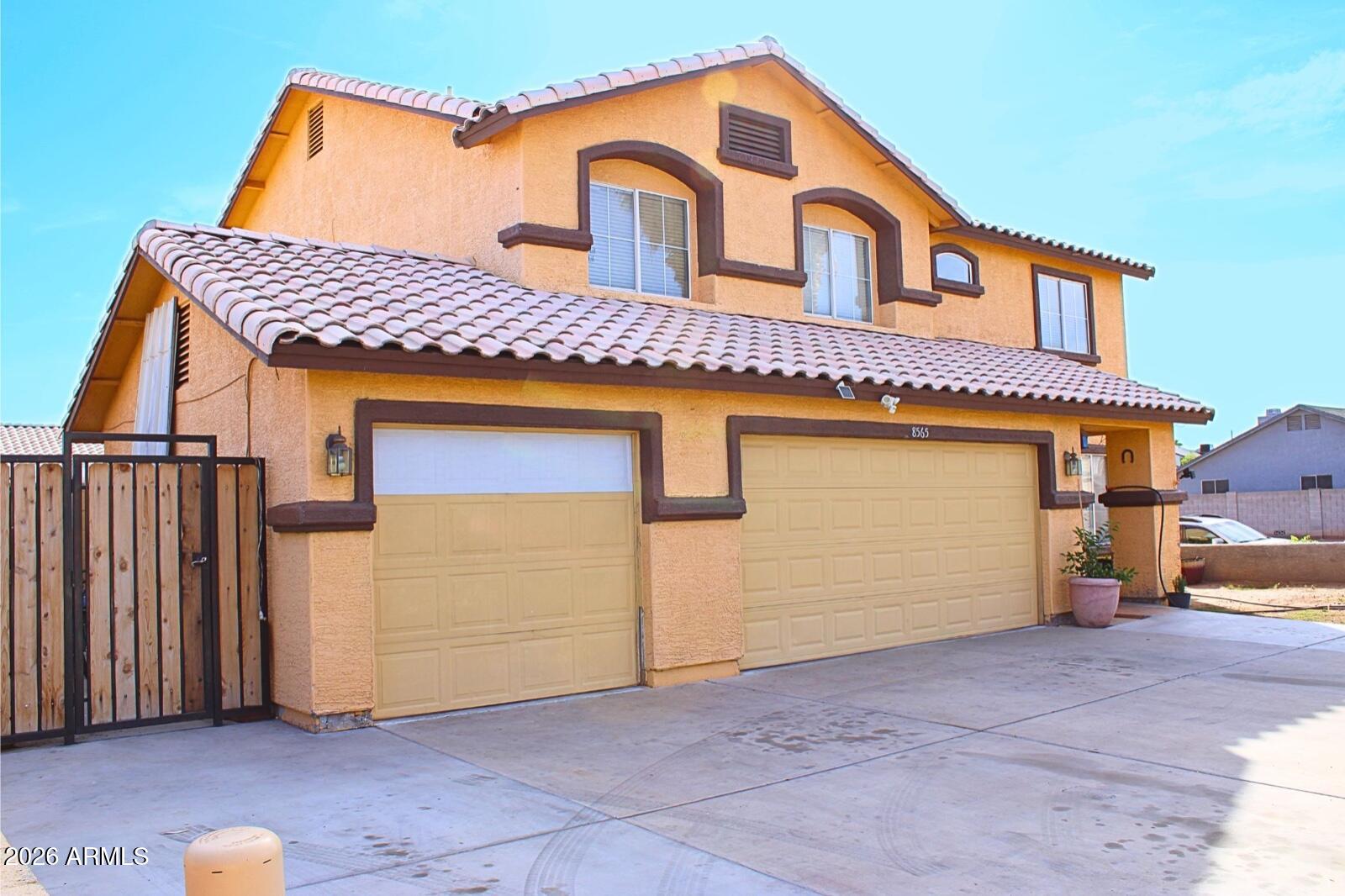 8565 West Monte Vista Road Phoenix, AZ 85037 - Photo 2 of 22 PHOTO-2026-04-28-03-52-54-1