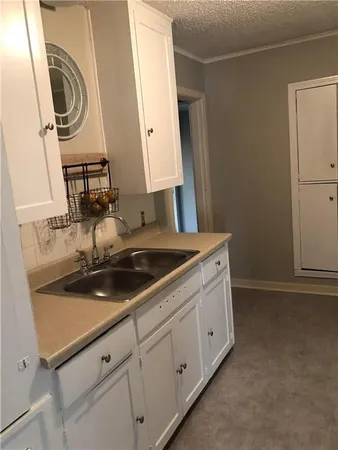 $1,650 | 2809 South Hills Avenue, Fort Worth, TX 76109