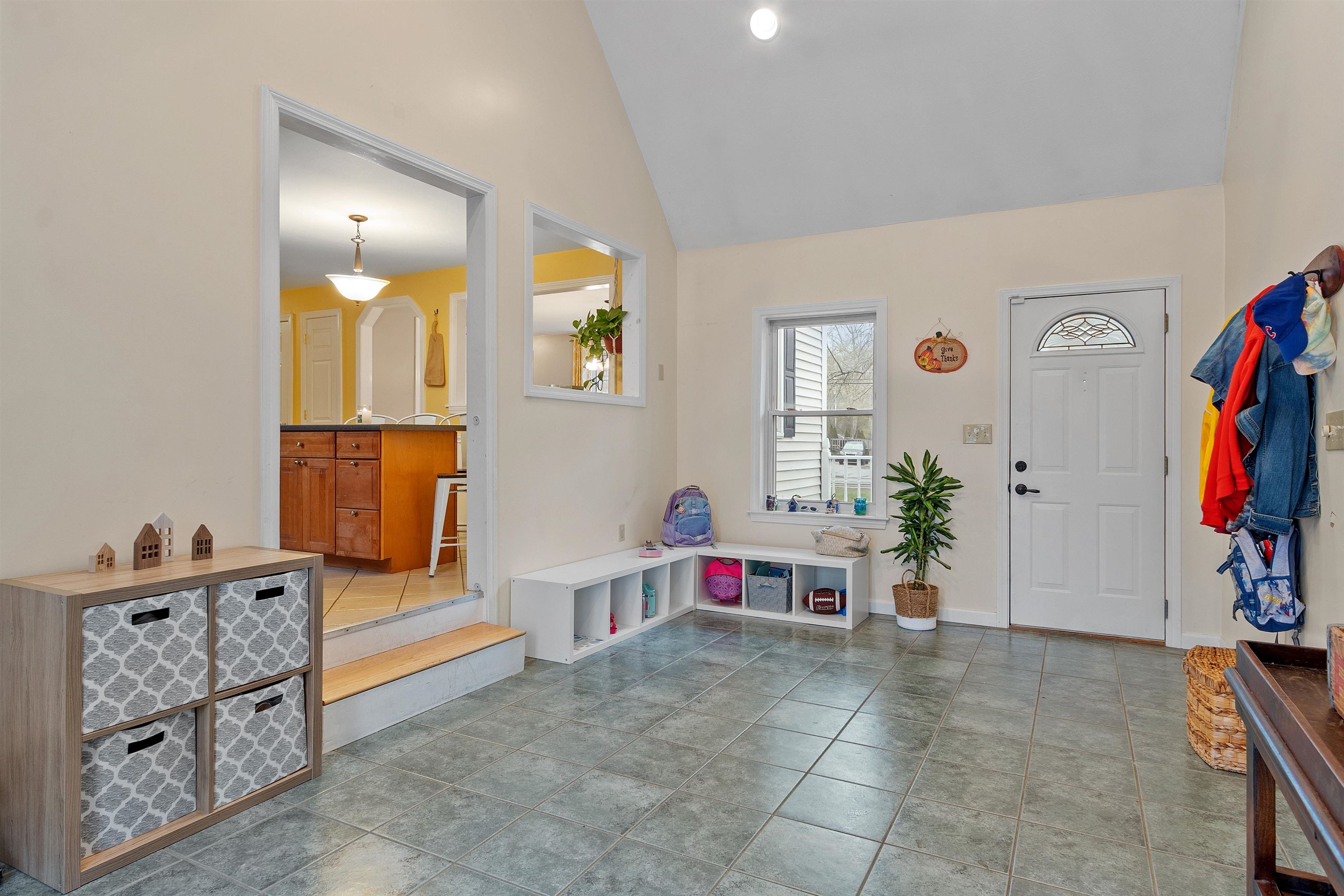 72 Patten Road Merrimack, NH 03054 - Photo 11 of 39 Gallery Image 11