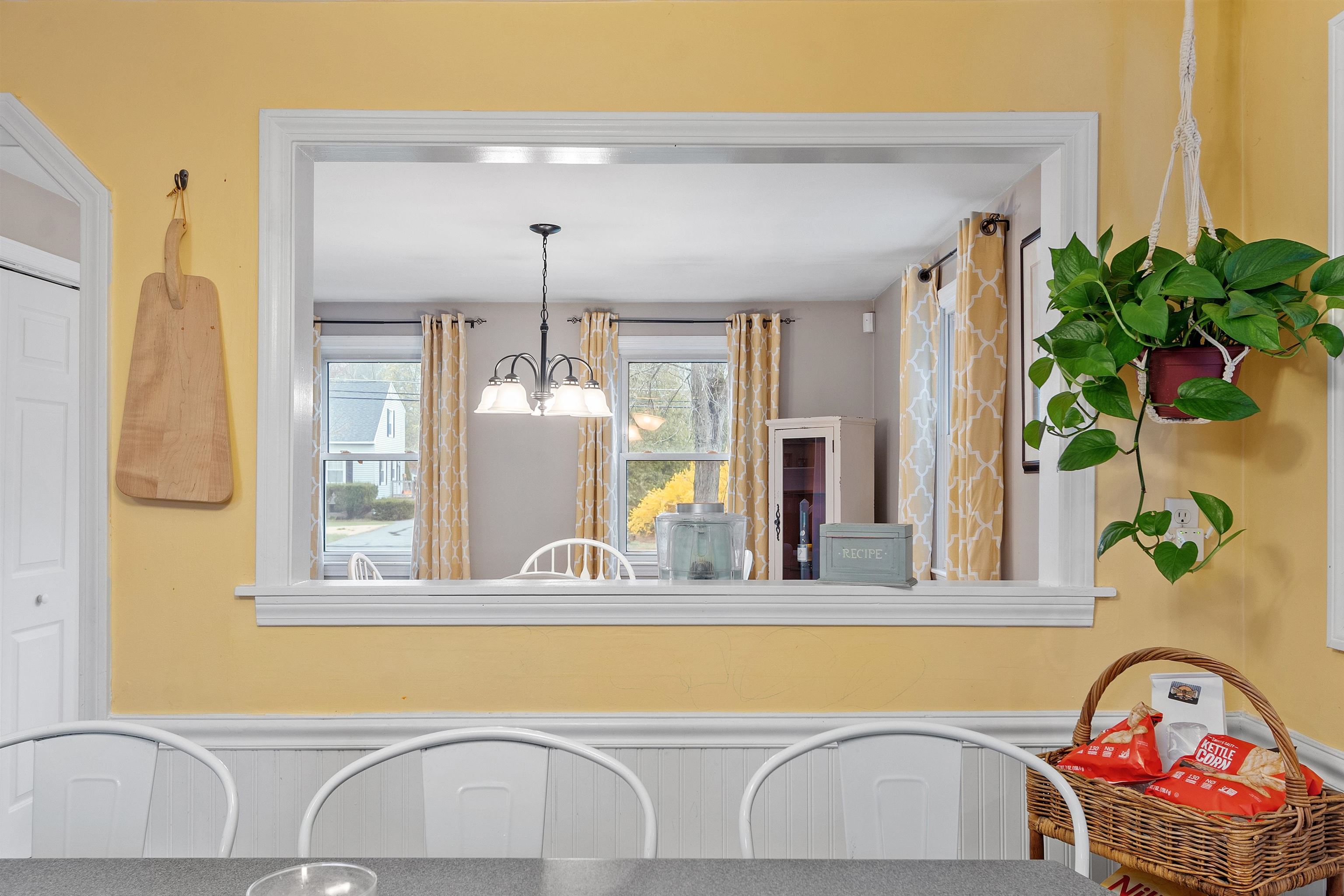 72 Patten Road Merrimack, NH 03054 - Photo 7 of 39 Gallery Image 7