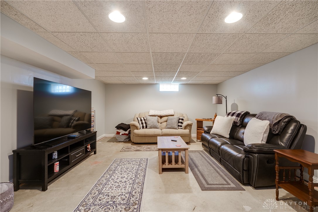 6251 Todhunter Road Middletown, OH 45044 - Photo 38 of 54 Gallery Image 38