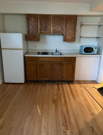 $1,500 | 149 Walnut Street, Unit G, Brookline, MA 02445