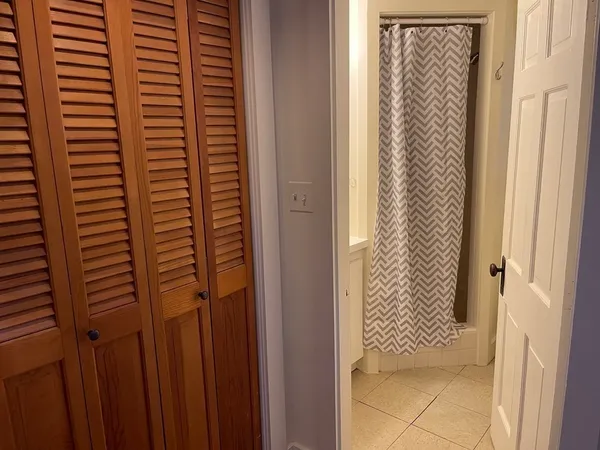 $1,500 | 149 Walnut Street, Unit G, Brookline, MA 02445