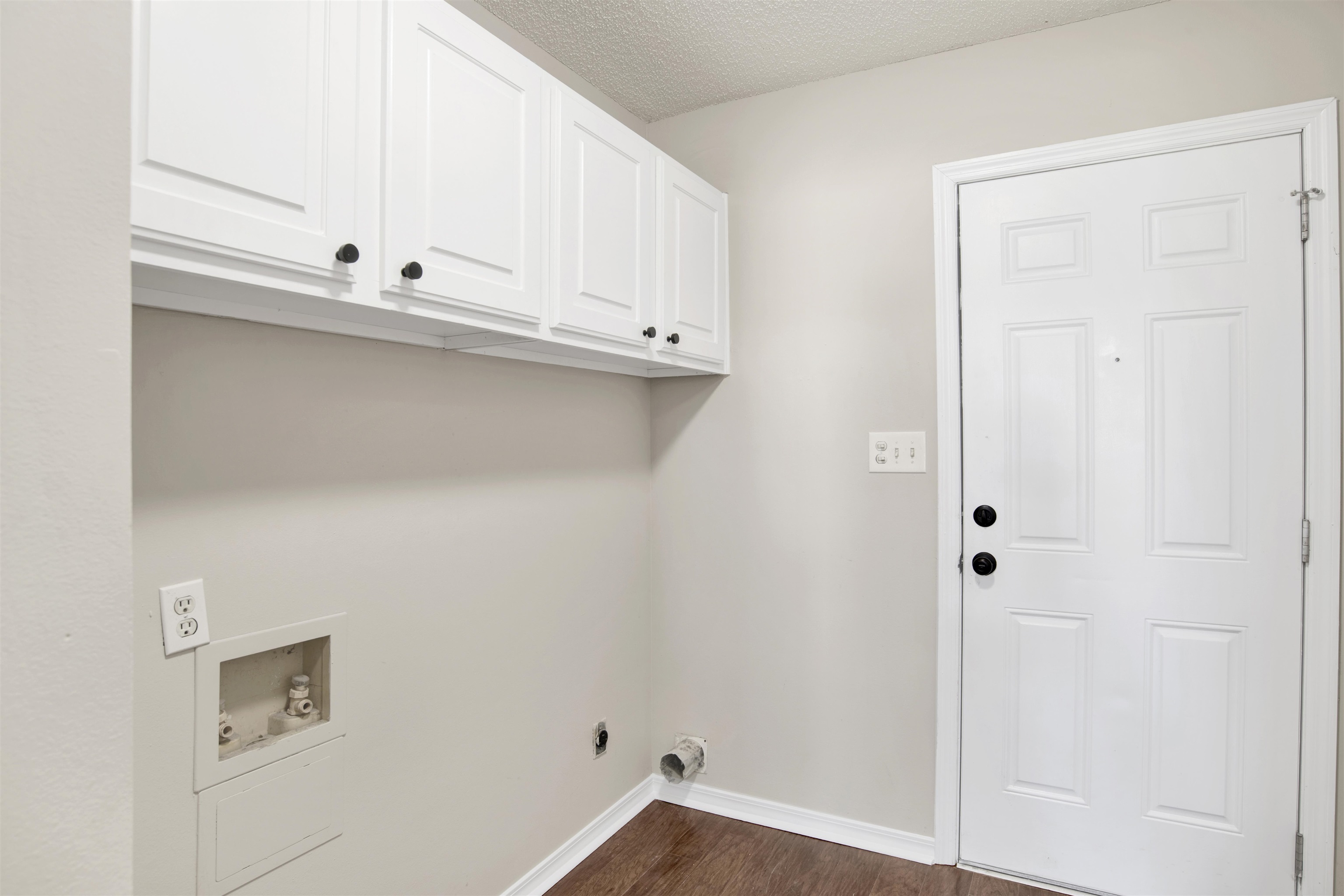 9825 Fairway Drive Foley, AL 36535 - Photo 21 of 39 Laundry