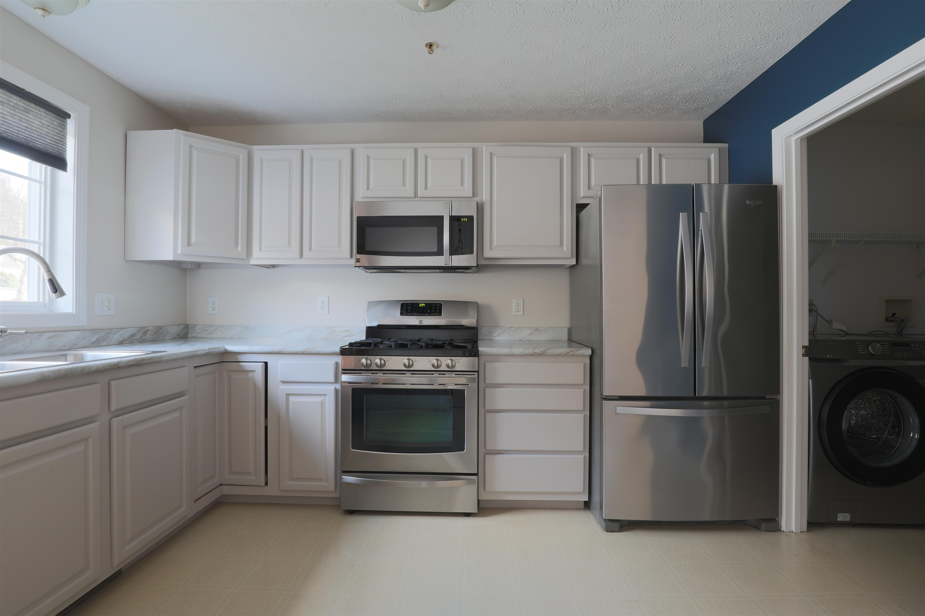 24 Georgetown Drive Nashua, NH 03062 - Photo 22 of 26