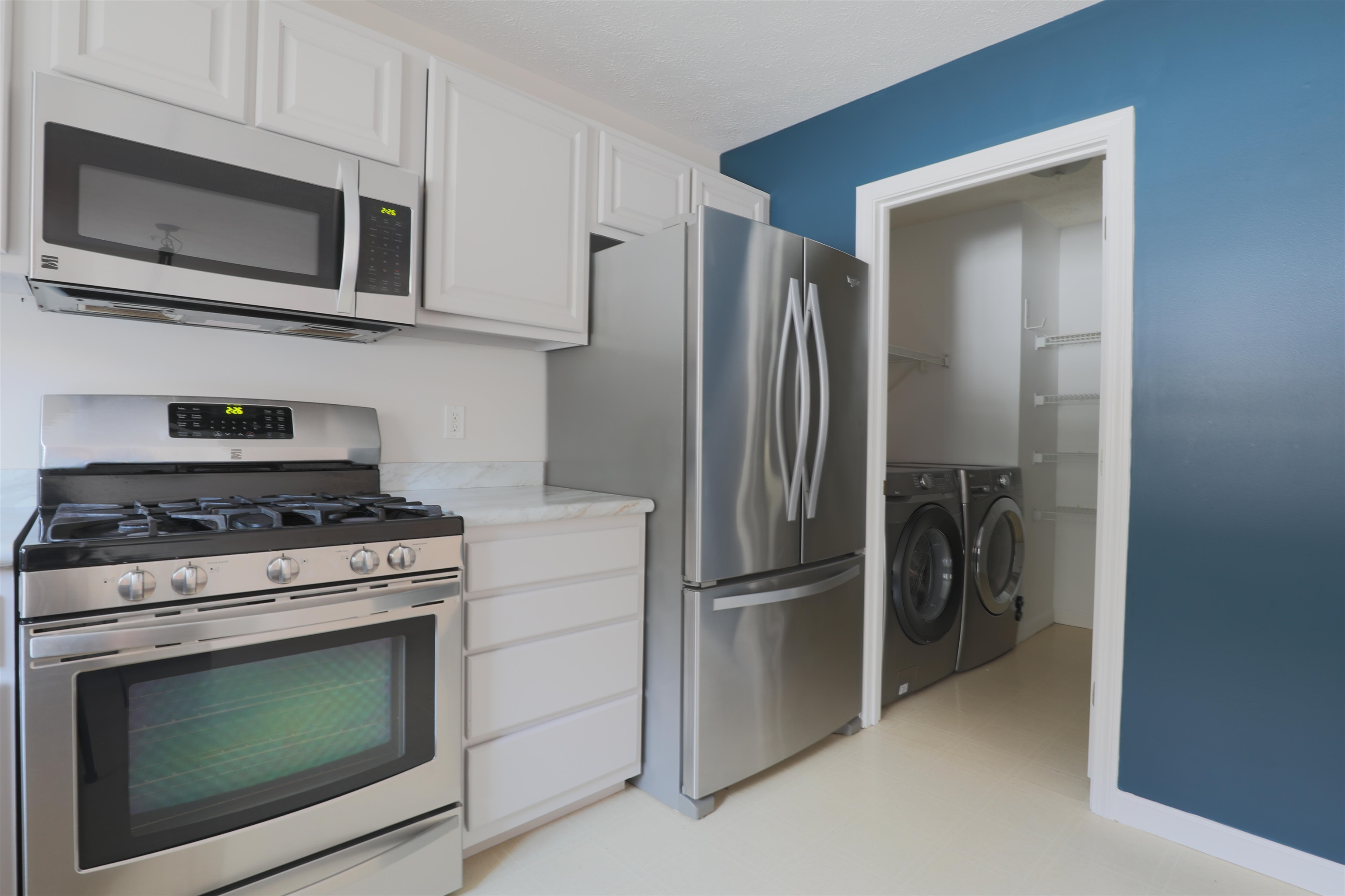 24 Georgetown Drive Nashua, NH 03062 - Photo 23 of 26