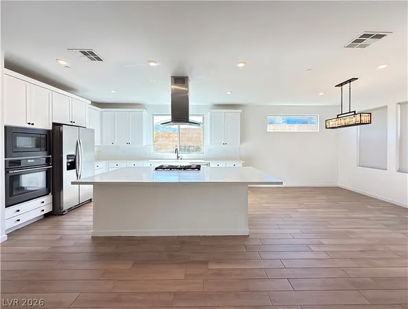 $3,920 | 1853 Crown King Court, Henderson, NV 89012