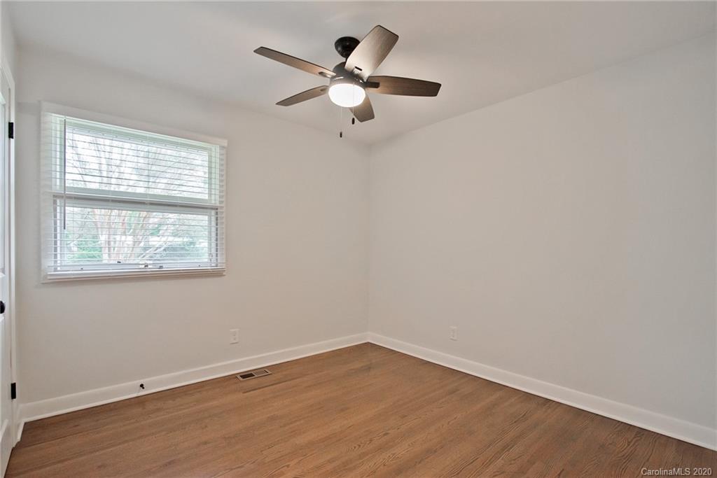 715 Aintree Road Charlotte, NC 28215 - Photo 21 of 25 Gallery Image 21