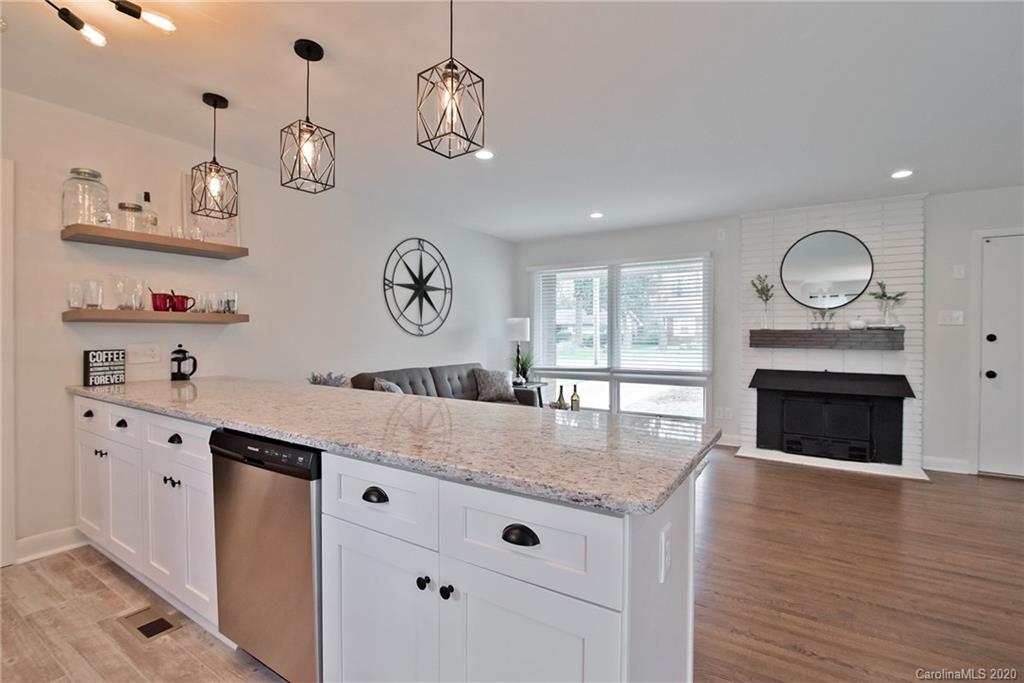 715 Aintree Road Charlotte, NC 28215 - Photo 6 of 25 Gallery Image 6