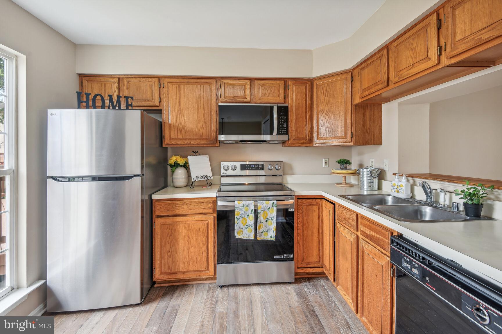 8621 Savannah River Road Laurel, MD 20724 - Photo 8 of 58 Kitchen with updated appliances