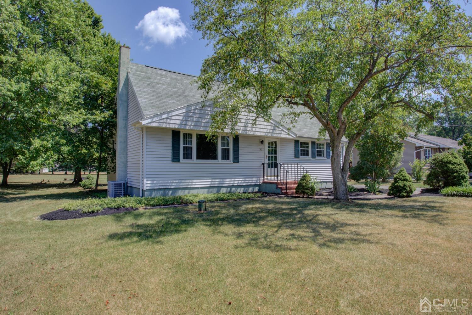 63 Hamilton Road Hillsborough, NJ 08844 - Photo 13 of 43 Gallery Image 13