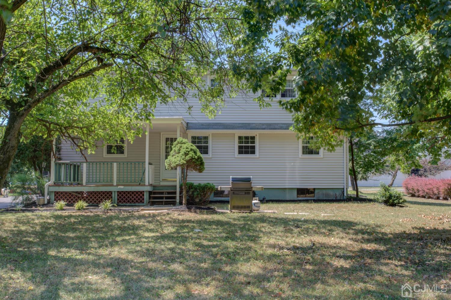 63 Hamilton Road Hillsborough, NJ 08844 - Photo 20 of 43 Gallery Image 20