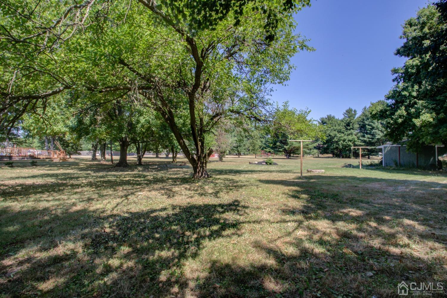 63 Hamilton Road Hillsborough, NJ 08844 - Photo 23 of 43 Gallery Image 23