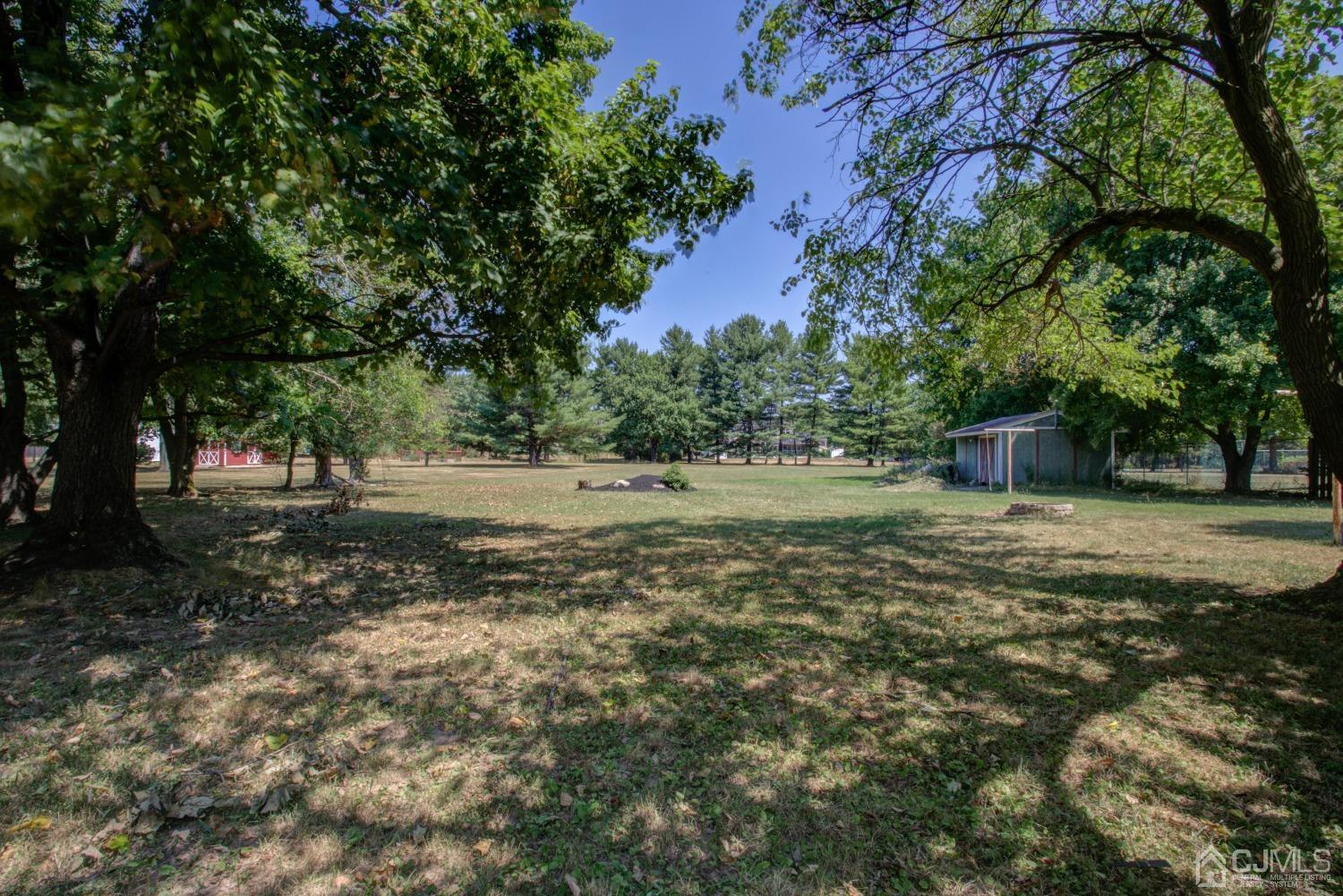 63 Hamilton Road Hillsborough, NJ 08844 - Photo 24 of 43 Gallery Image 24