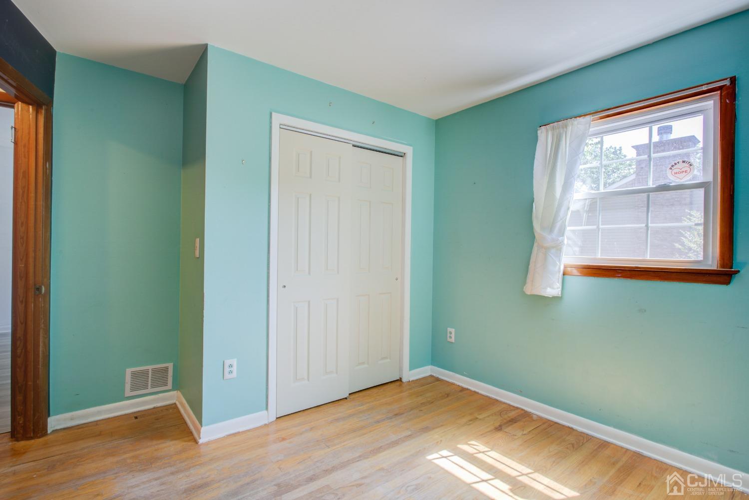 63 Hamilton Road Hillsborough, NJ 08844 - Photo 27 of 43 Gallery Image 27