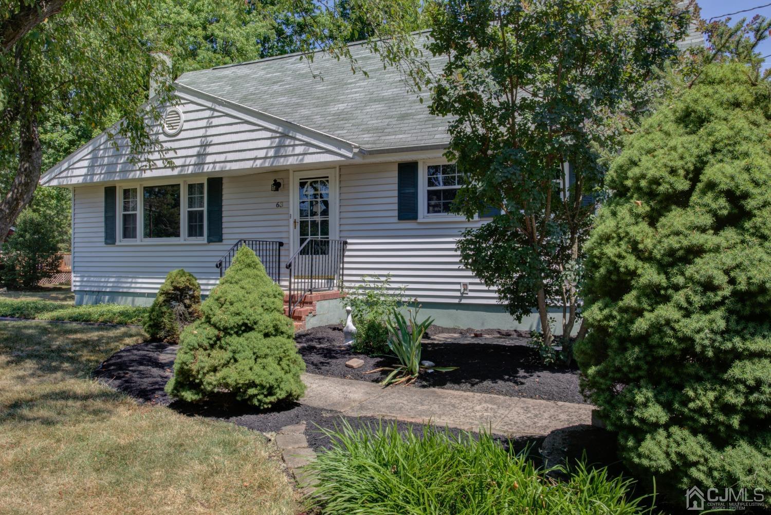 63 Hamilton Road Hillsborough, NJ 08844 - Photo 3 of 43 Gallery Image 3