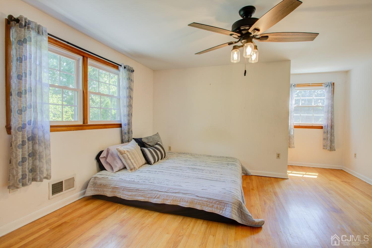 63 Hamilton Road Hillsborough, NJ 08844 - Photo 34 of 43 Gallery Image 34